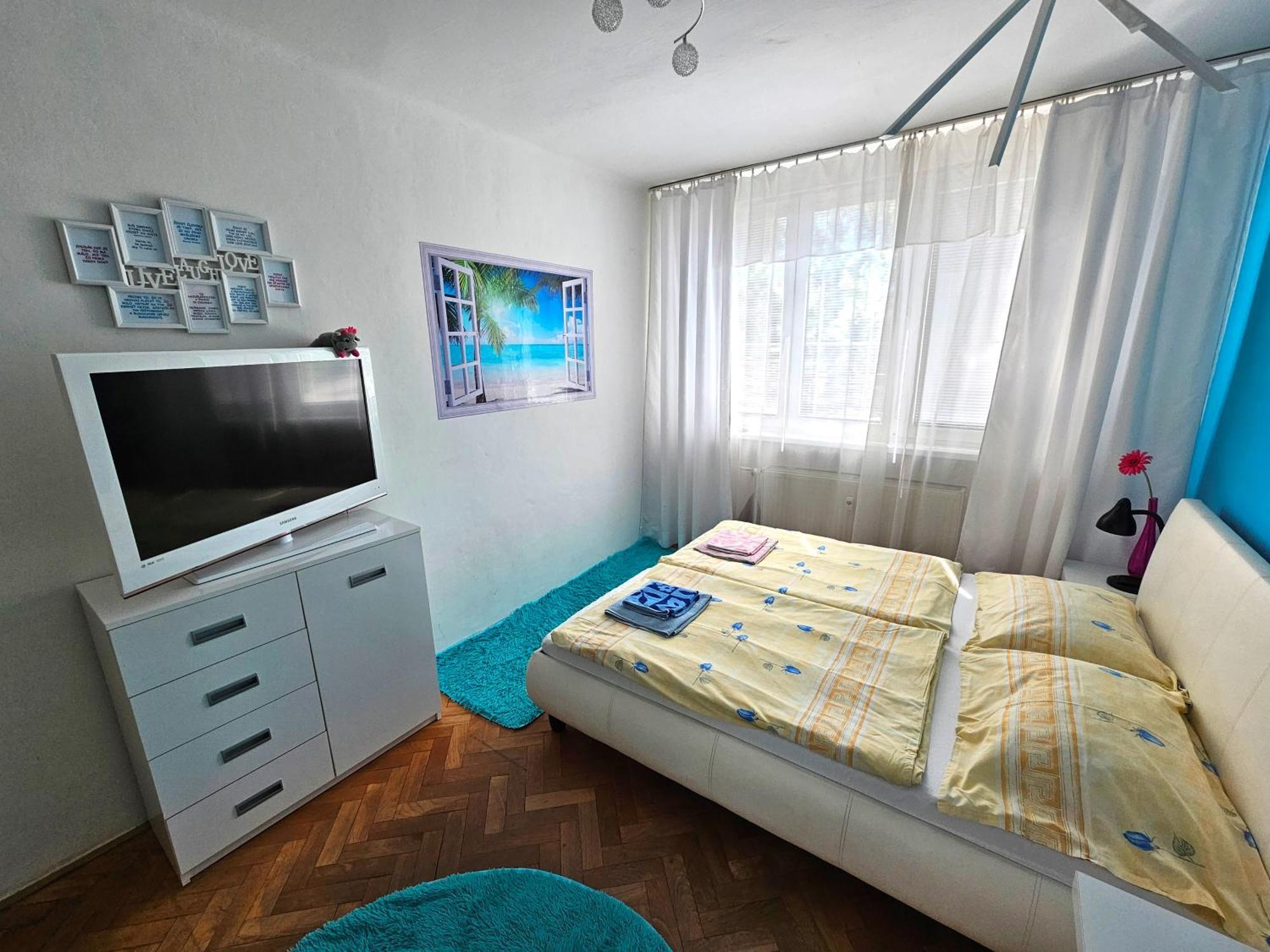 Cozy Blue Apartment Prešov Exterior foto